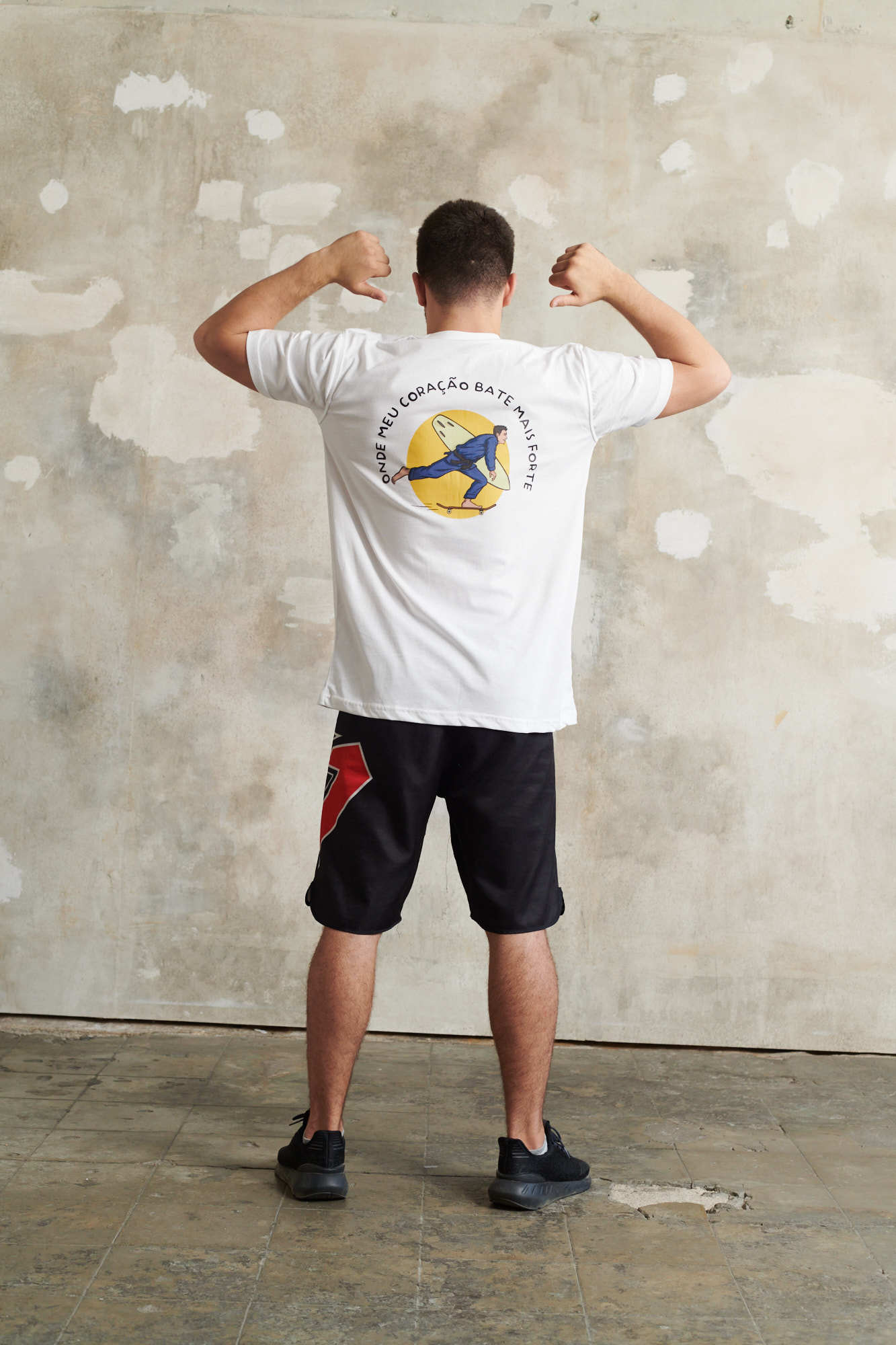Camiseta Barna Skate